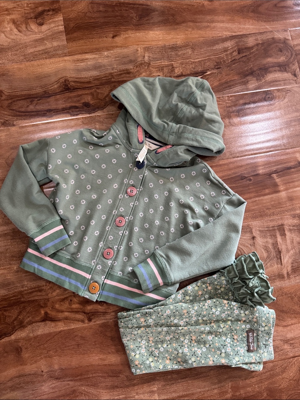 Matilda Jane Sage Green Hooded top with Floral Leggings size 4